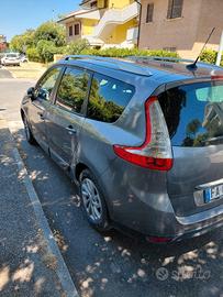 auto usata megane scenic