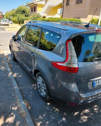 auto usata megane scenic