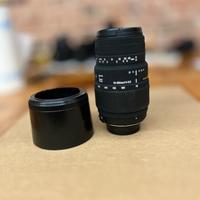 Sigma 70-300mm f/4-5.6 DG Macro per Nikon