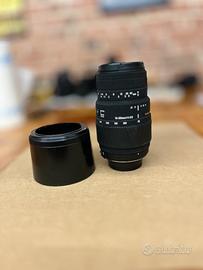 Sigma 70-300mm f/4-5.6 DG Macro per Nikon