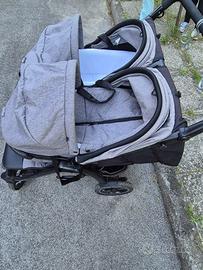 Passeggino gemellare