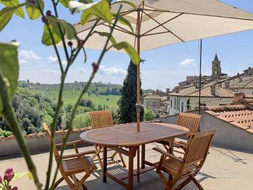 Casa indipendente di 195 m² con più di 5 locali a 