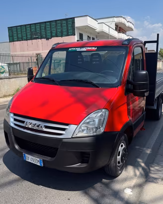 Iveco daily 35c10 gru + ribaltabile 09