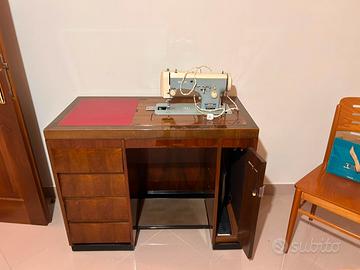 Macchina per cucire Necchi modello 513 anni '60 -