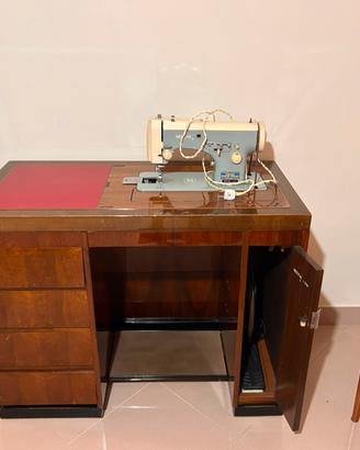 Macchina per cucire Necchi modello 513 anni '60 -