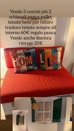Panca in legno con rivestimento cuscini 