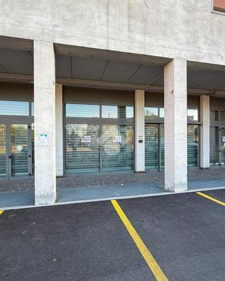 NEGOZIO A CREMONA