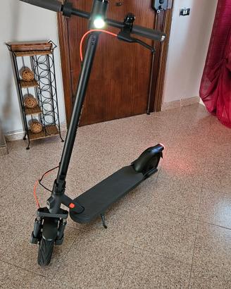 Xiaomi Electric Scooter Elite - Come Nuovo