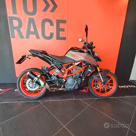 KTM 125 DUKE (2023)
