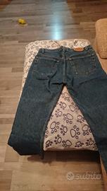 jeans levis