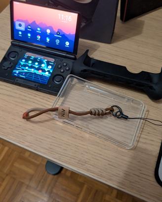AYN Thor base 8GB accessori