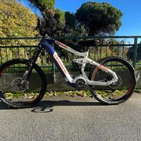 Mountain bike elettrica