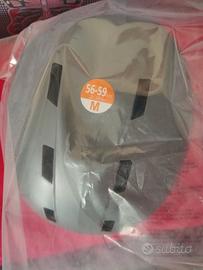 casco per sci o skate