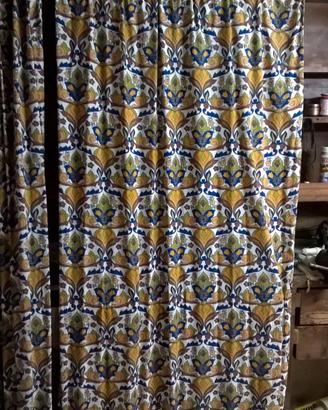 Tende decorate. 7 (!!!) metri lineari x 190 (H)