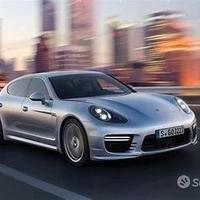 Porsche panamera 2020 per ricambi