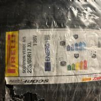 Gomme 235/65/17  108V