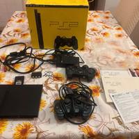 Ps2 slim nera con giochi