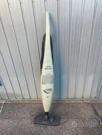 Scopa elettrica DeLonghi