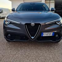 Alfa Romeo Stelvio 2.2 turbodiesel Q4 210cv