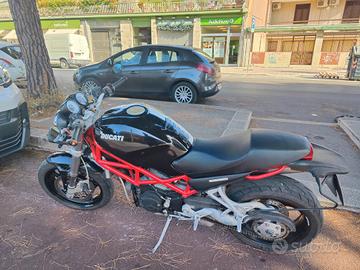 ducati Monster s2r 800