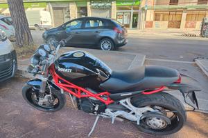 ducati Monster s2r 800