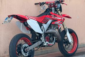 Hm crm 125
