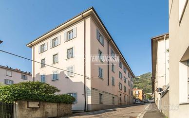 VIA TOMMASO GROSSI, 25 COMO - ZONA BORGHI