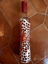 Bottiglia di liquore decorata con Decoupage vetro