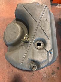Serbatoio benzina porsche+paraurti+volante