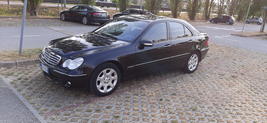 Mercedes c220 anul2006 150 cp