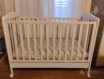 Lettino neonato+cassettiera fasciatoio