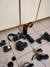 Macchina fotografica e set obiettivi anni 80