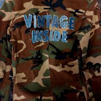 Giubbini e camicie militari