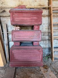 Coppia di Antiche Stufe in Terracotta a Moduli