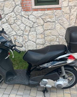 Motociclo PIAGGIO Liberty 125 Nero