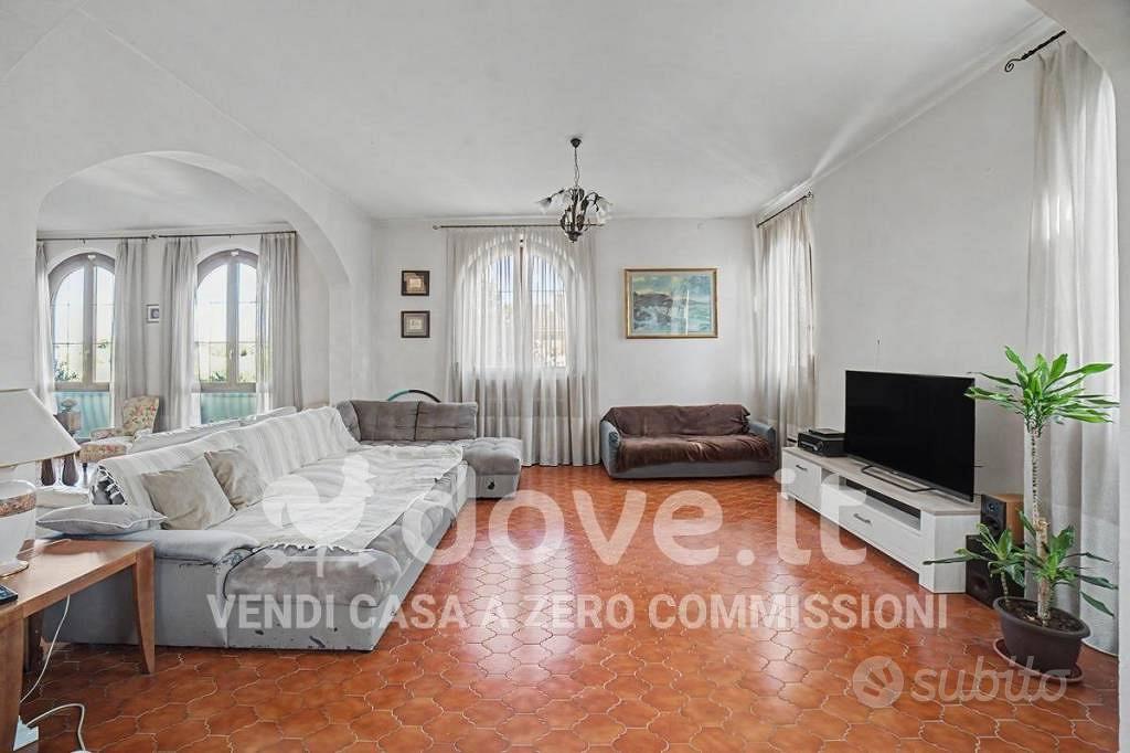 Appartamento di 230 m² con 5 locali a Calcinaia - Vista 4