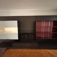 Mobile soggiorno con base TV, libreria, credenza