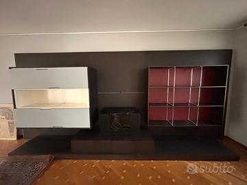 Mobile soggiorno con base TV, libreria, credenza