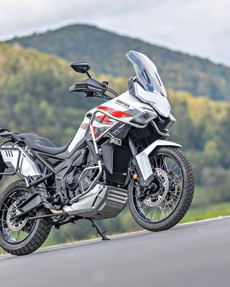 Zontes ZT 703 F Con tris di valigie