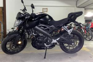 Yamaha MT-125 akrapovic