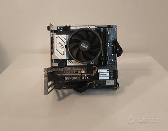 Mini PC Gaming Intel 16GB RAM RTX 2060 e Monitor