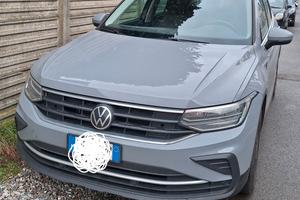 Tiguan 1.5 TSI 150cv benzina  grigia 04/2021