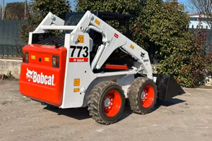 P165 Mini Pala 27 q Bobcat 773