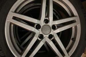 Cerchi e gomme Audi A4 18