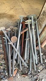 Piedini regolabili per ponteggio 5 euro cad