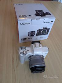 Canon EOS M50 + EF-M Fotocamera Mirrorless