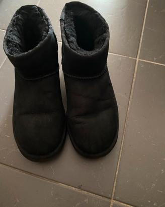 UGG stivaletti