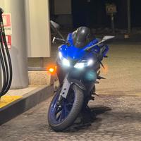 Yamaha yzf r125