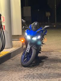 Yamaha yzf r125