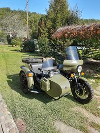 sidecar moto Guzzi 